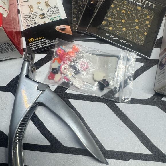 Nail Art/Press On Misc. Supplies - Picture 7 of 8